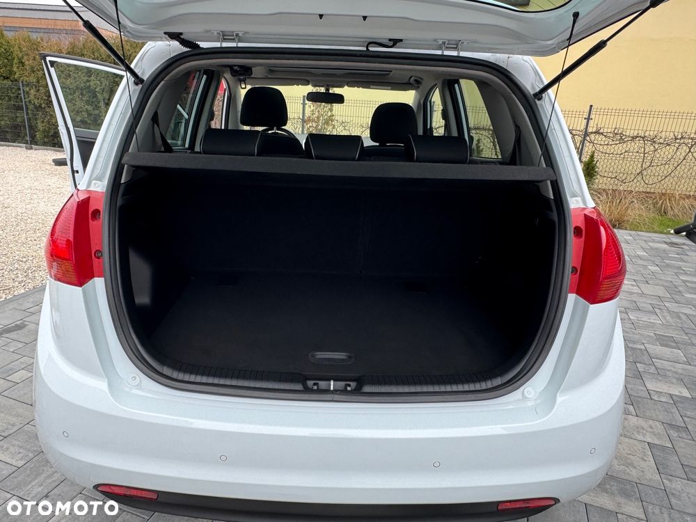 Kia Venga 1.4 CVVT UEFA EURO 2016 - 26