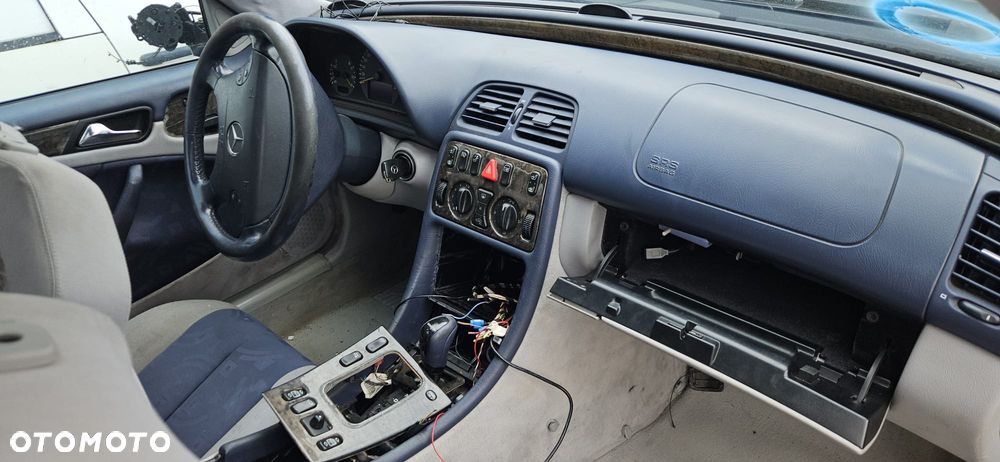 MERCEDES-BENZ CLK 200 W208 LIFT 2.0 KOMPRESSOR 99-02 - BOCZEK DRZWI PRZÓD TYL LEWY PRAWY - 17