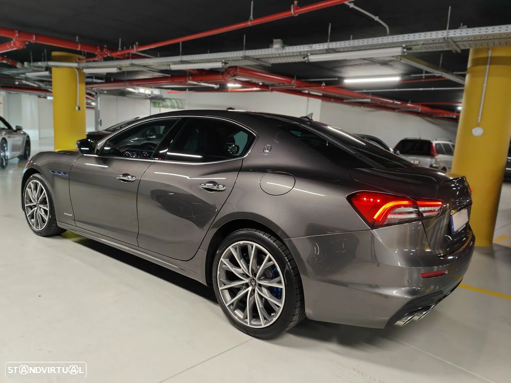Maserati Ghibli Hybrid GranSport - 2