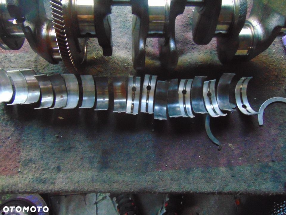 Wał korbowy Renault master 2,2 DCI - 2