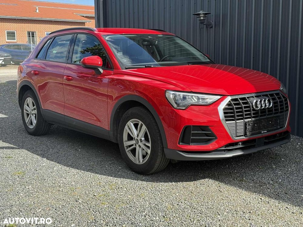 Audi Q3 2.0 35 TDI S tronic S Line - 1