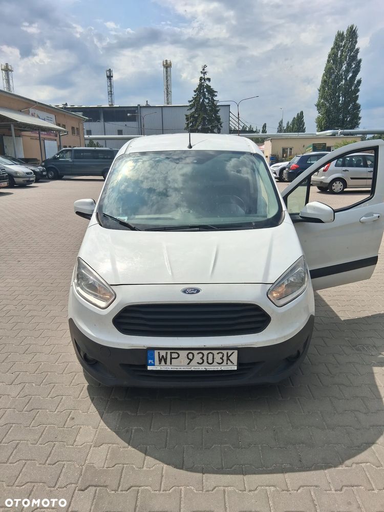 Ford Transit Courier - 1