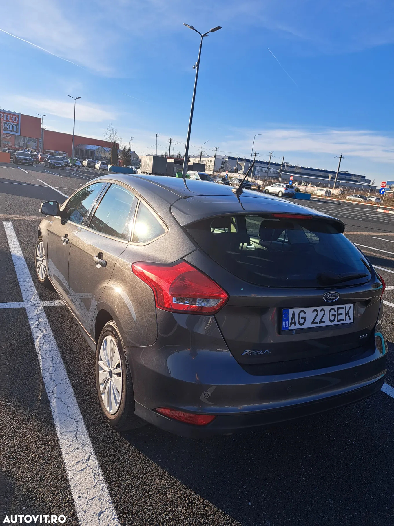 Ford Focus 1.0 EcoBoost Trend - 8