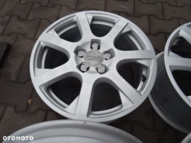 5x112x66,5 8Jx17 ET33 AUDI oryginał - 7
