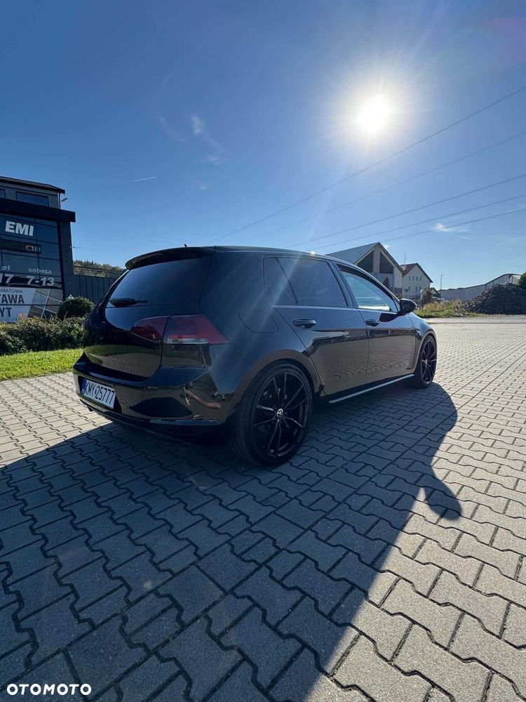 Volkswagen Golf - 5