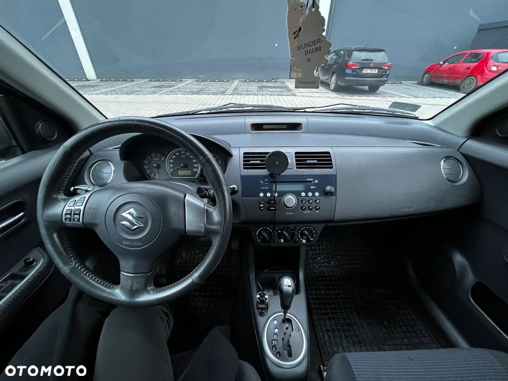 Suzuki Swift 1.5 GLX / Comfort - 8