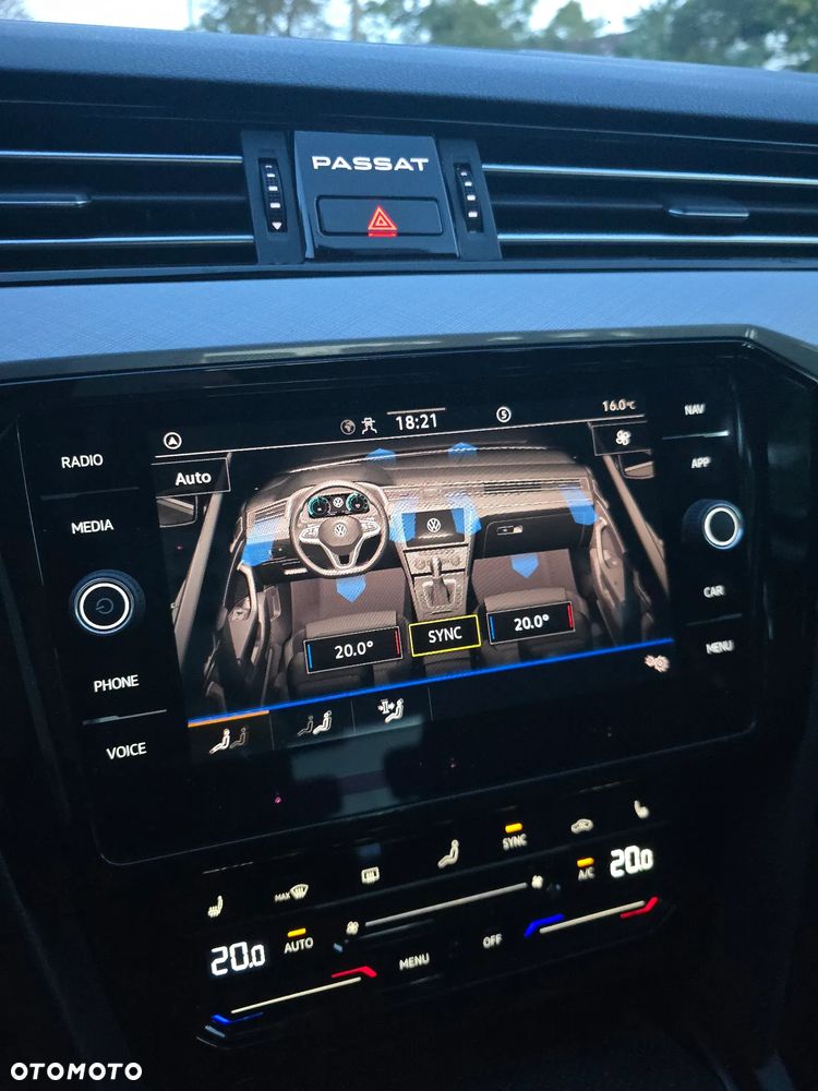 Volkswagen Passat - 21