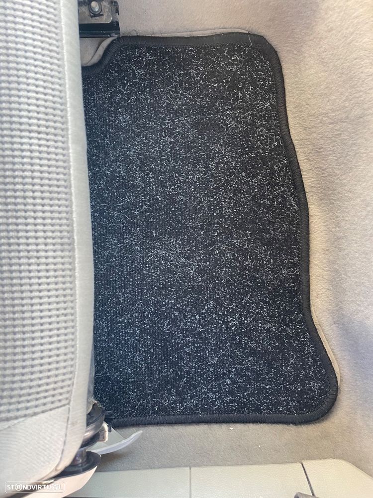 VW Polo 1.4 TDi Highline - 17