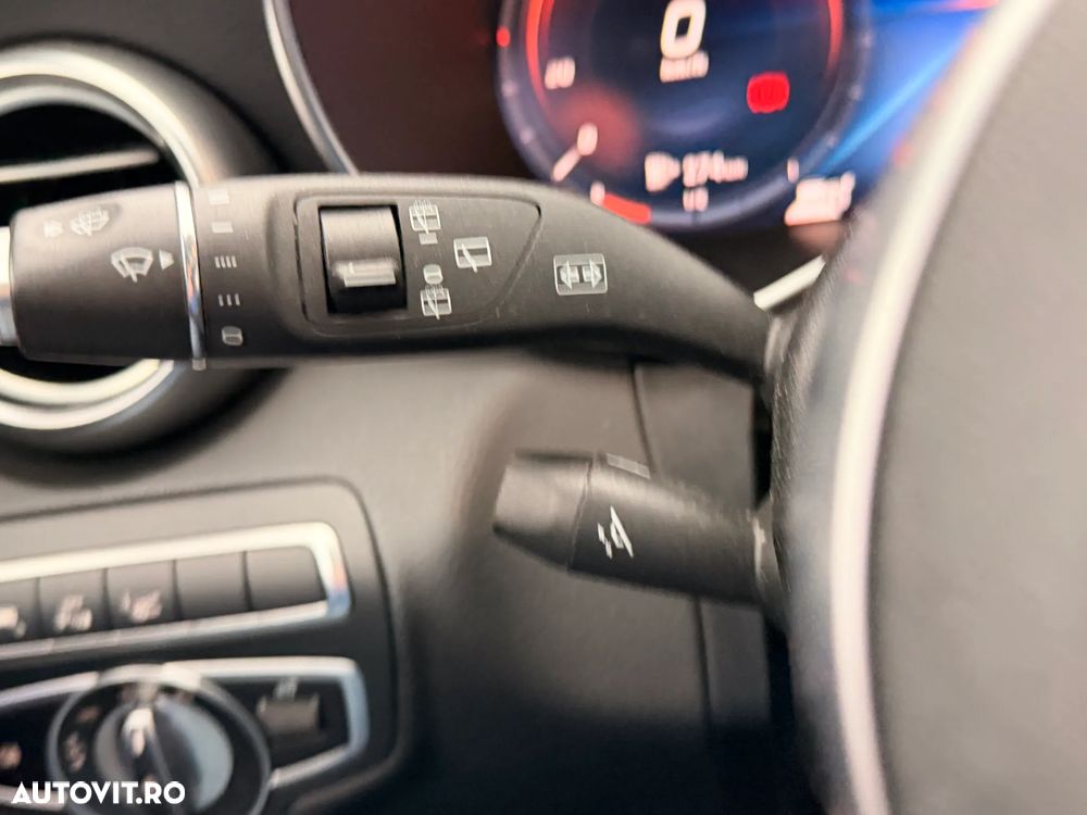Mercedes-Benz C 220 d 4MATIC T-Modell Aut - 17