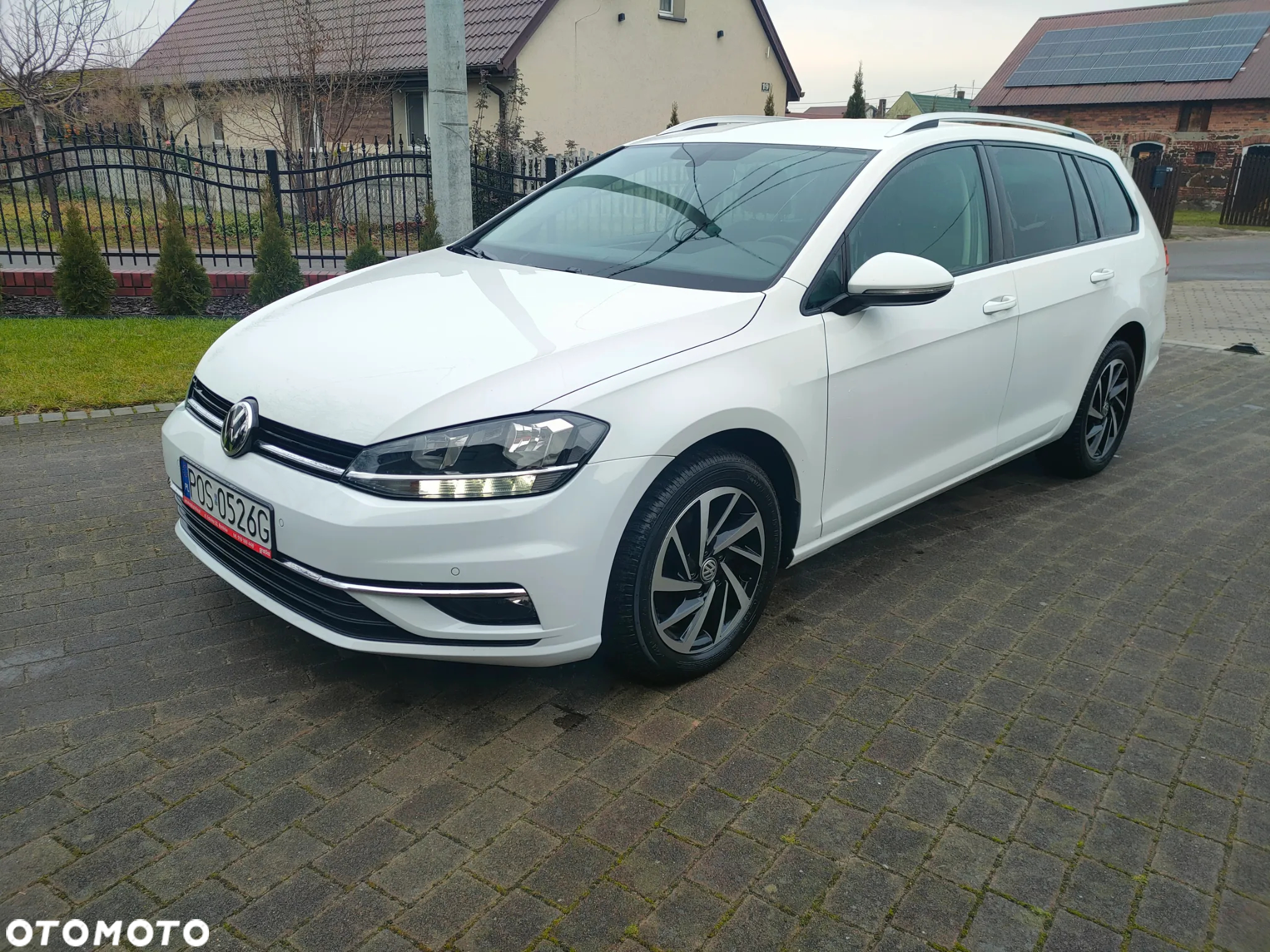 Volkswagen Golf - 19