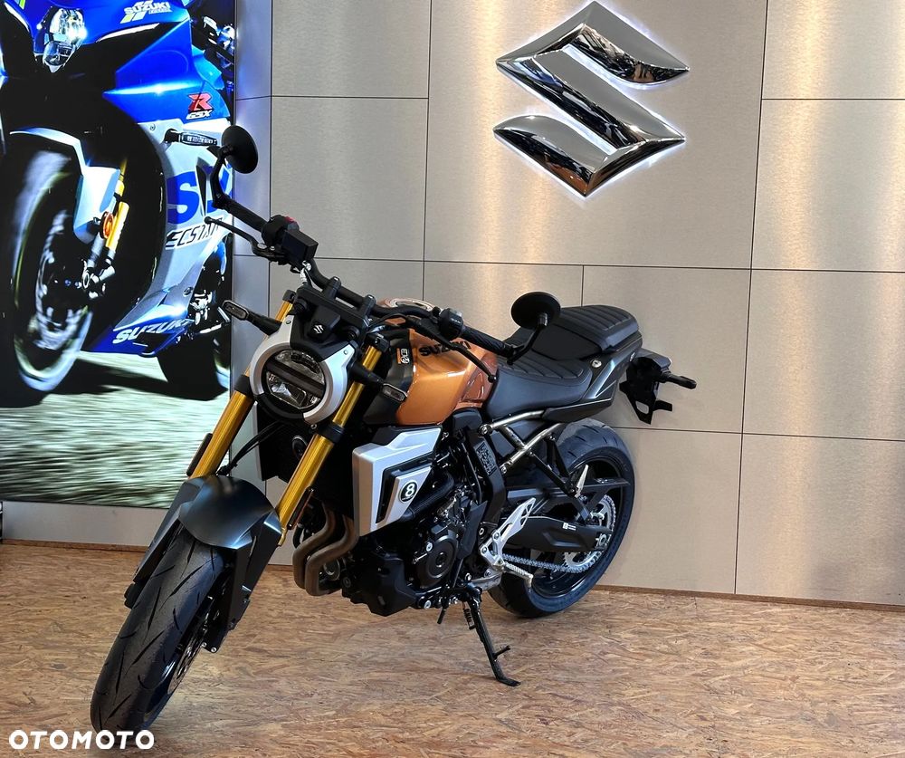 Suzuki GSX - 9