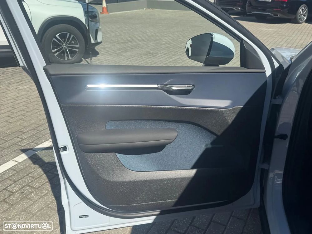 Volvo EX30 51 kWh Single Motor Core - 4