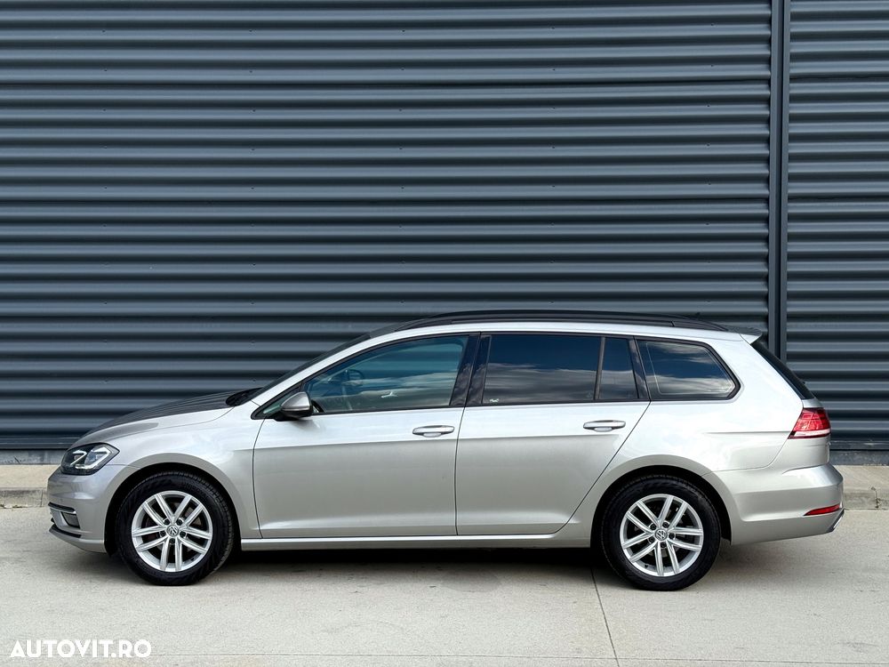 Volkswagen Golf 1.6 TDI Highline - 12