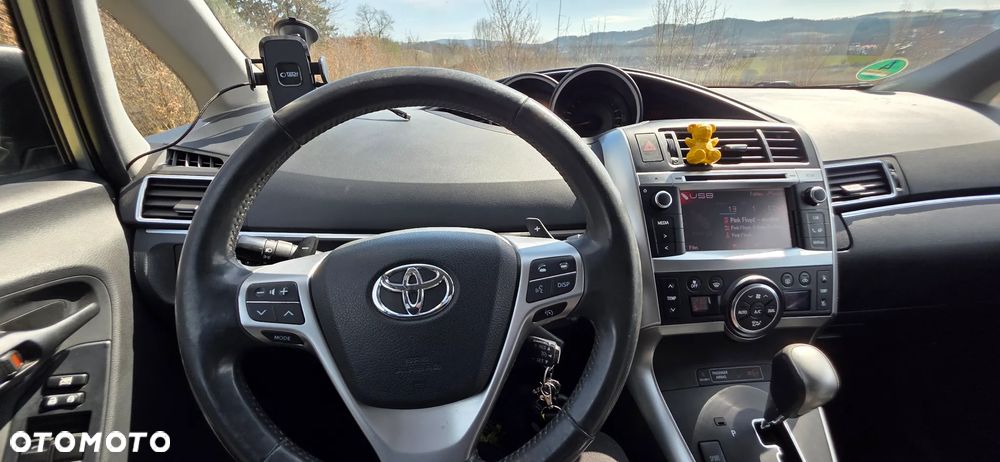 Toyota Verso 2.2 D-4D Automatik 5-Sitzer Comfort - 9