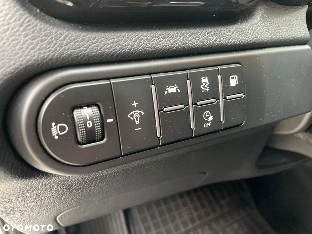 Kia Ceed 1.6 GDI PHEV L DCT - 13