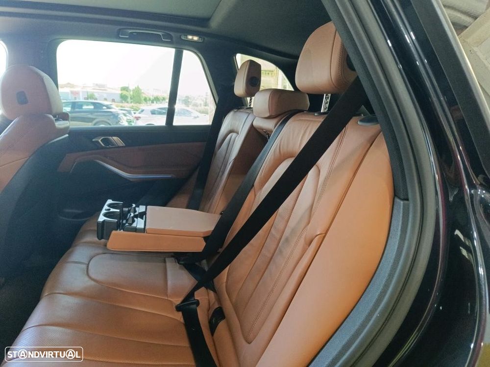 BMW X5 45 e xDrive Pack M - 11