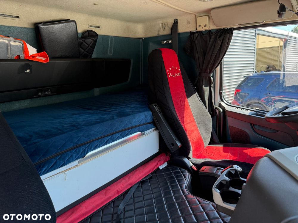 Volvo FM - 28