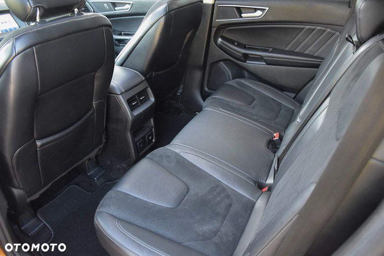 Ford Edge 2.0 TDCi Twin-Turbo 4WD ST-Line - 33
