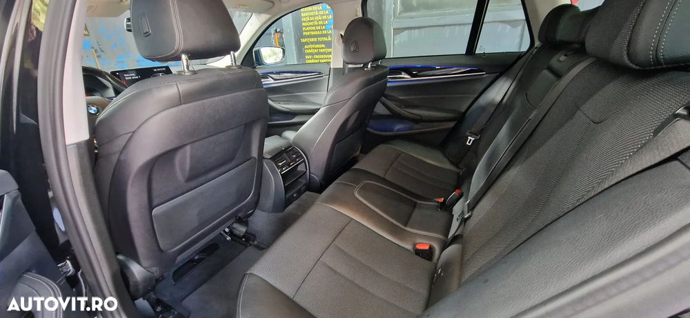 BMW Seria 5 520d AT - 6