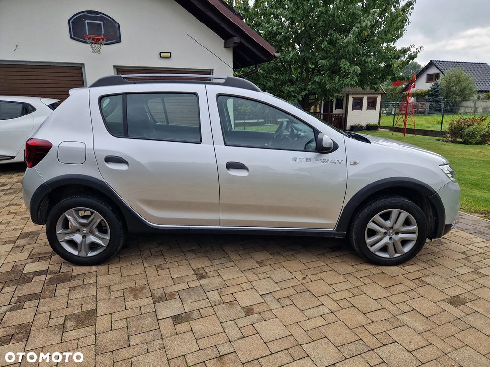 Dacia Sandero Stepway 0.9 TCe Laureate S&S Easy-R - 5