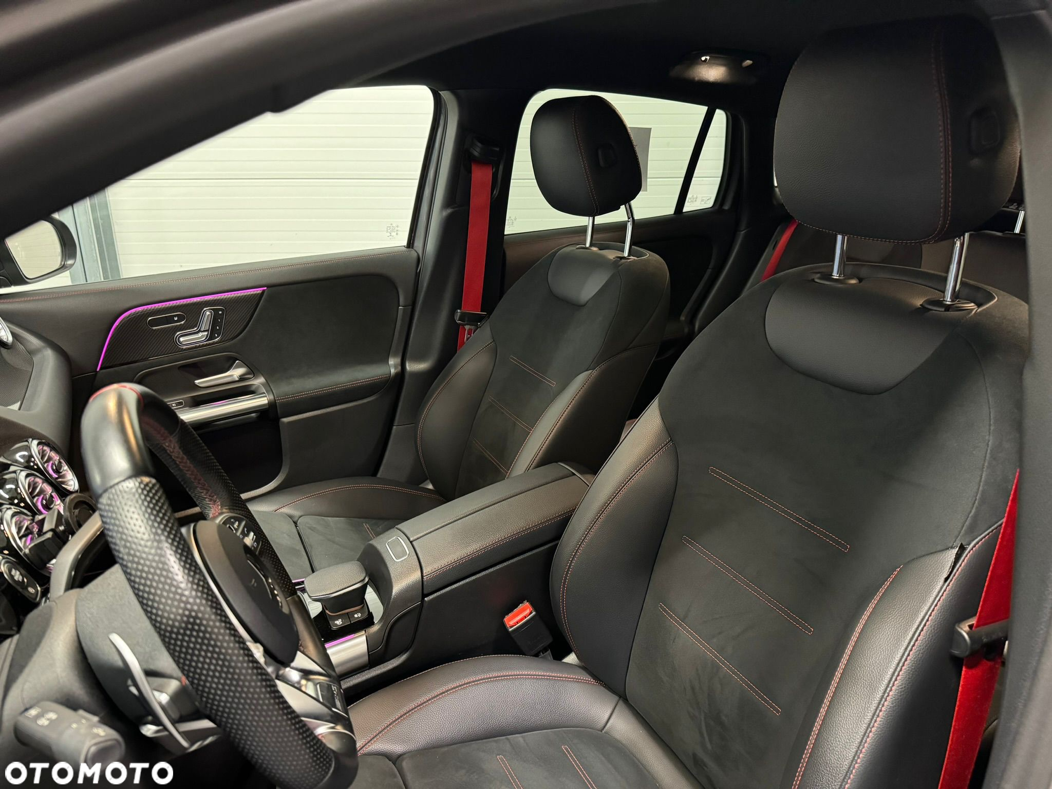 Mercedes-Benz GLA AMG 35 4-Matic - 17