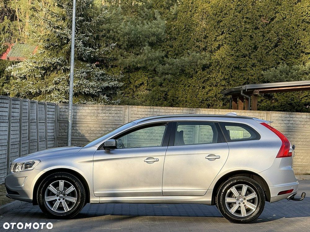 Volvo XC 60 D4 Momentum Pro - 32