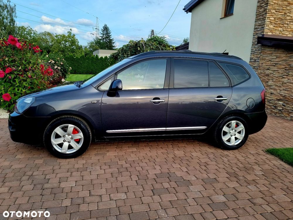 Kia Carens 2.0 EX - 10