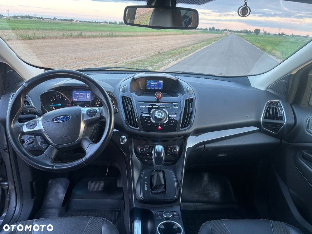 Ford Kuga 2.0 TDCi 4WD Titanium - 24