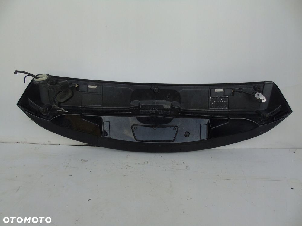 Range Rover spoiler klapy bagażnika - 3