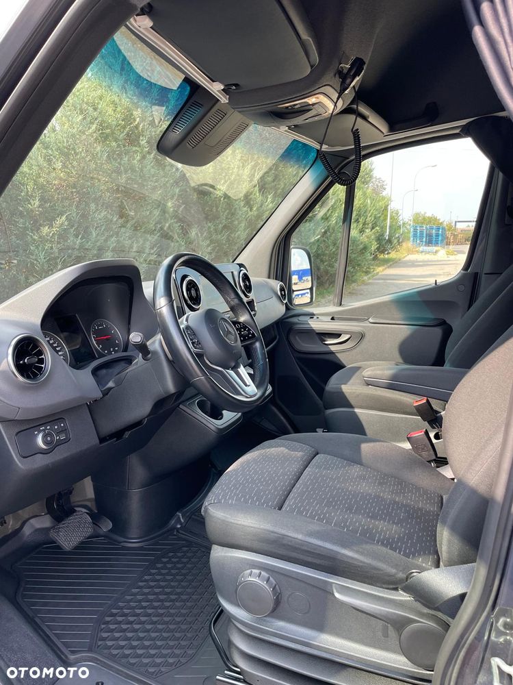 Mercedes-Benz SPRINTER - 6