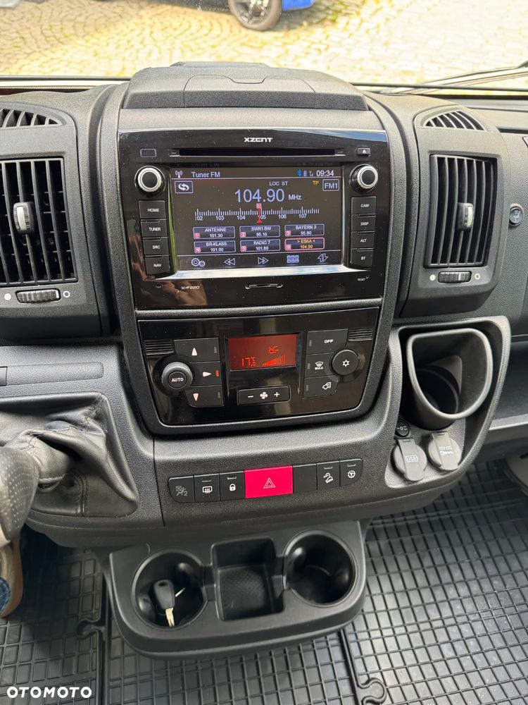 KNAUS VanTourer 600 L - 17
