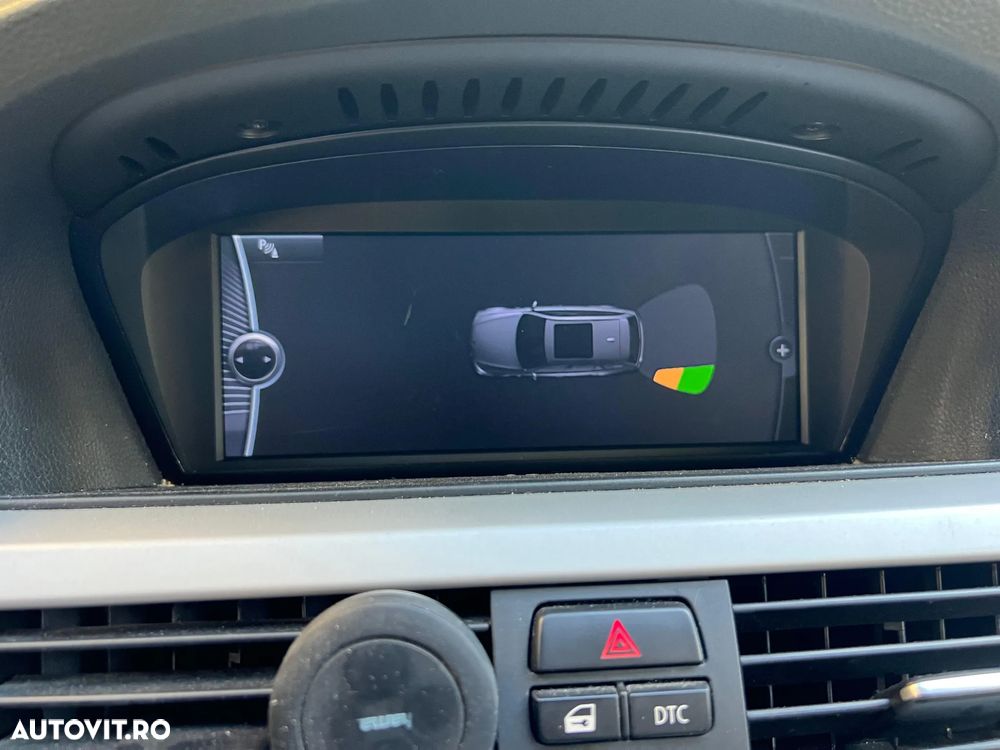 BMW Seria 3 318i Touring - 20