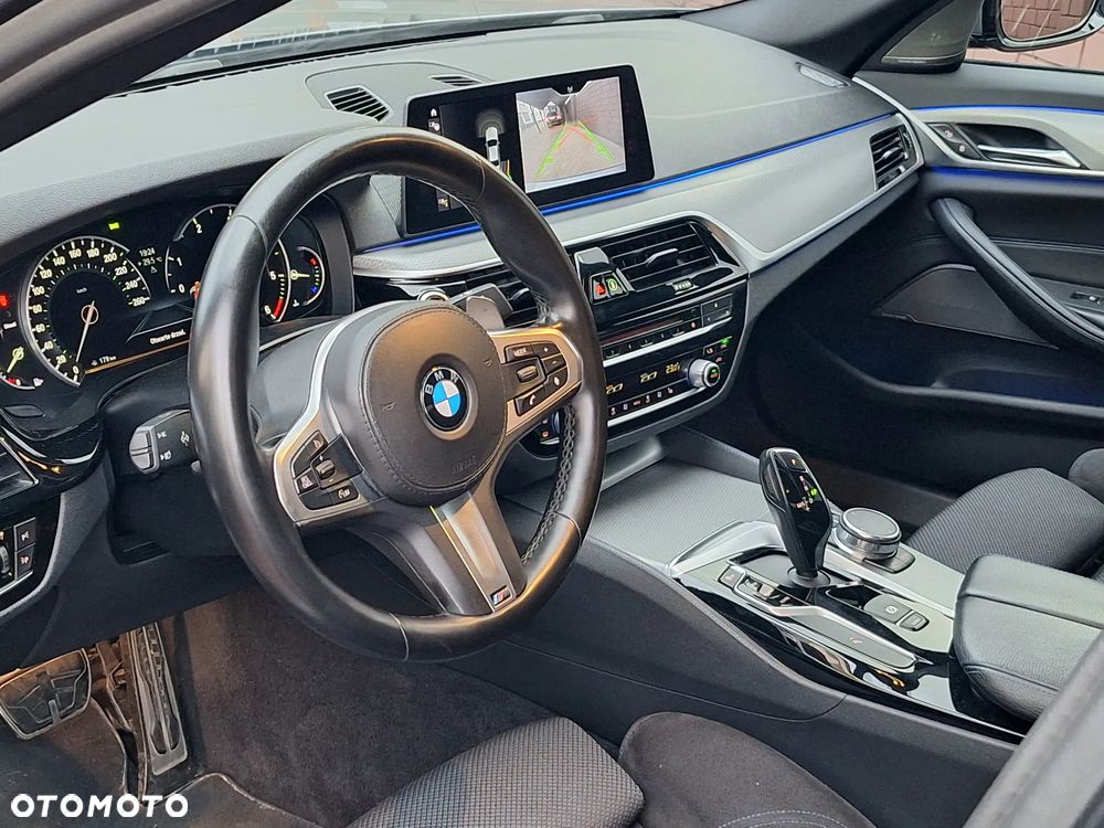 BMW Seria 5 520d xDrive M Sport sport - 13