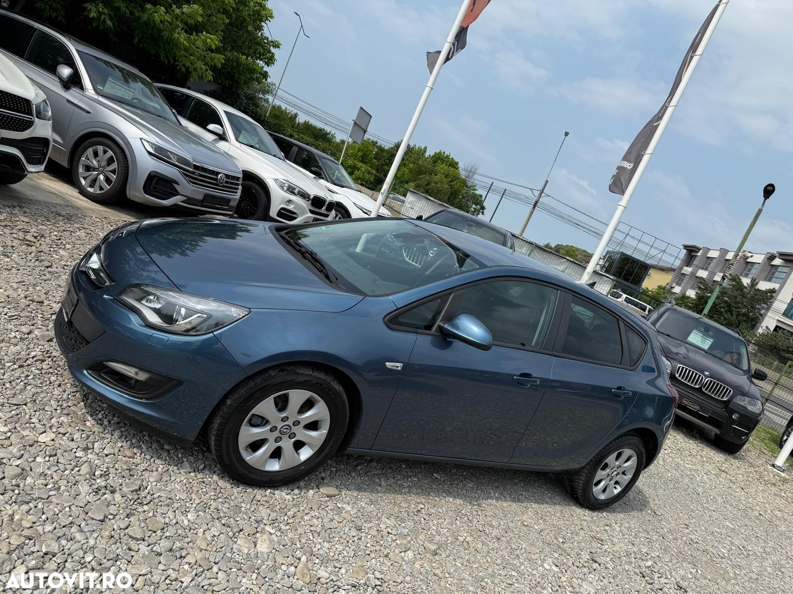 Opel Astra 1.6 CDTI DPF ecoFLEX Start/Stop Style - 32