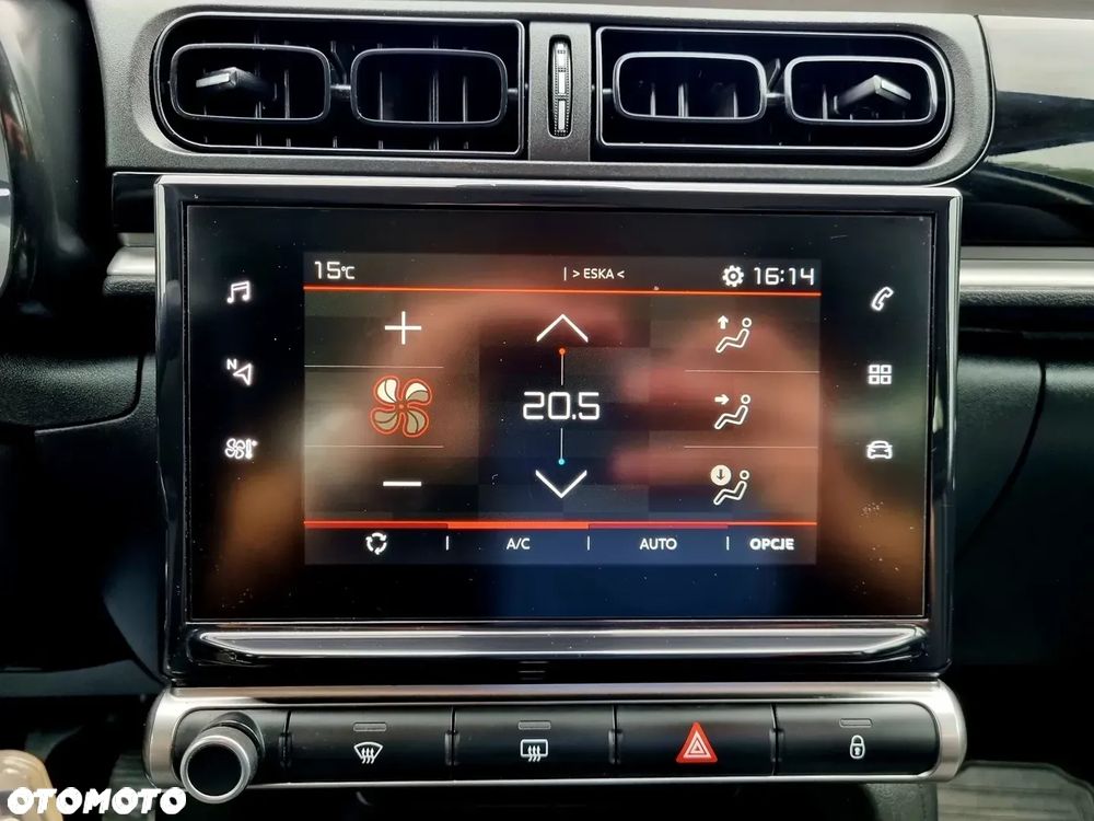 Citroën C3 1.2 PureTech Shine - 21