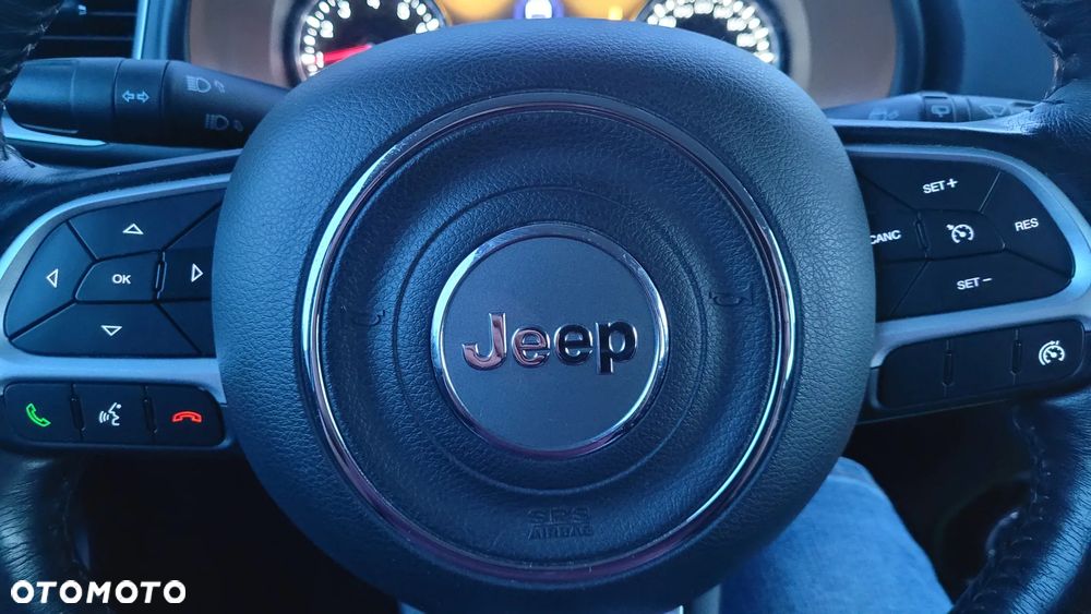 Jeep Renegade 1.4 MultiAir Limited 4WD S&S - 21