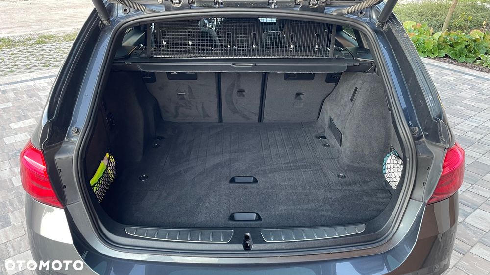 BMW Seria 3 320d Sport Line - 31