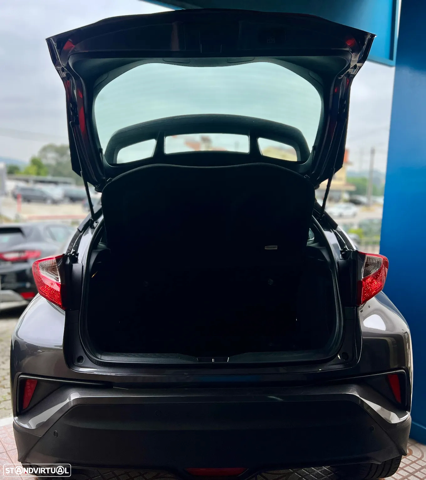 Toyota C-HR 1.8 HSD Comfort - 25