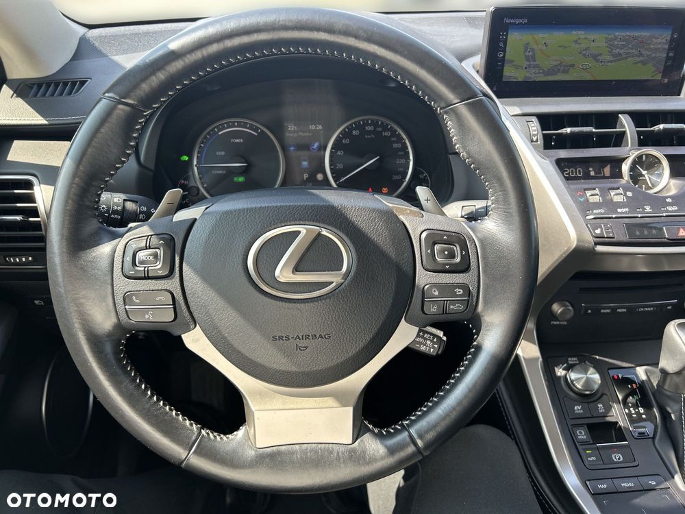 Lexus NX 300h Business Edition AWD - 17