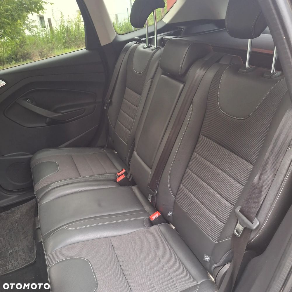 Ford Kuga 2.0 TDCi 4x4 Titanium - 13