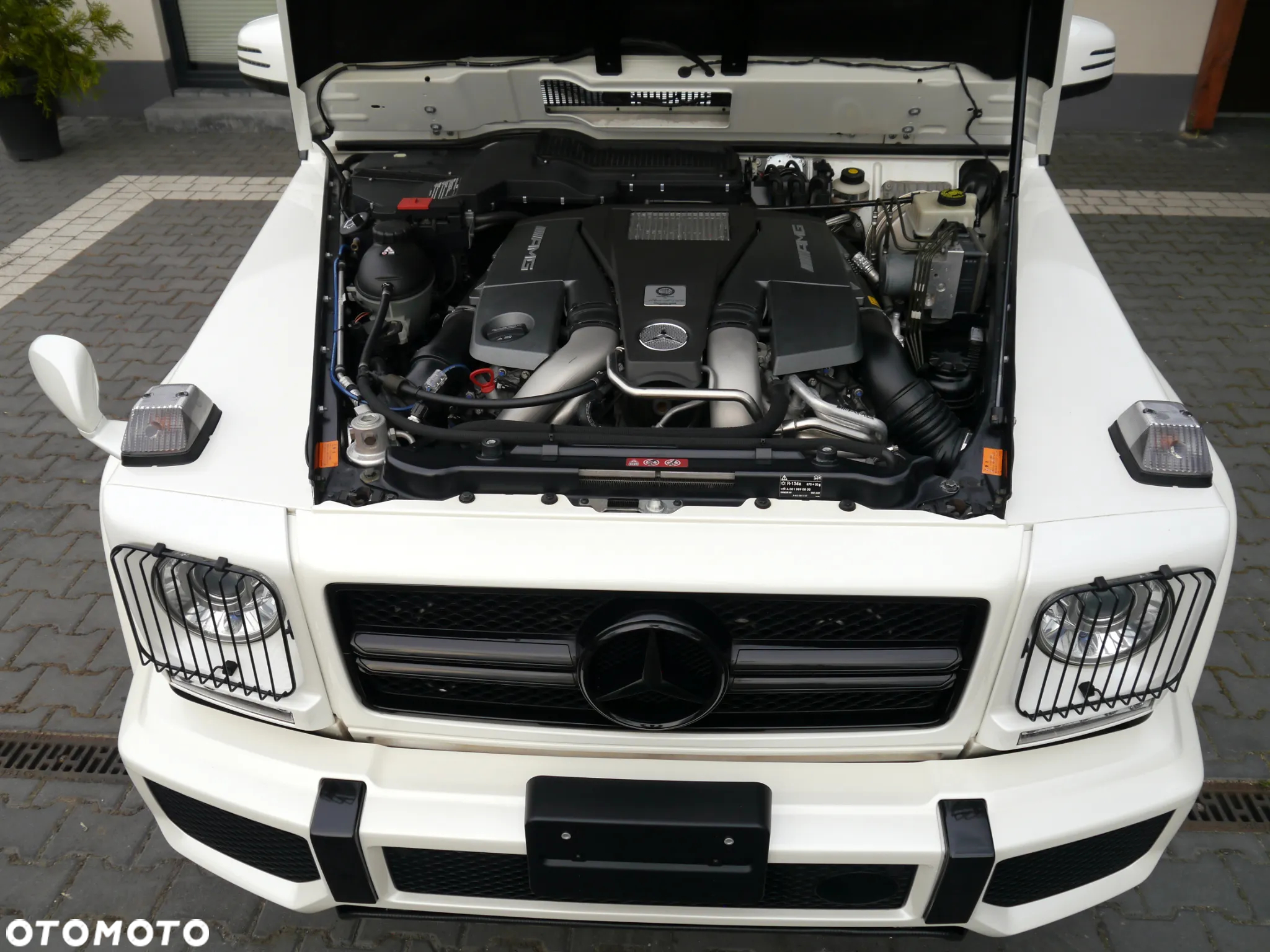 Mercedes-Benz Klasa G 63 AMG L - 22