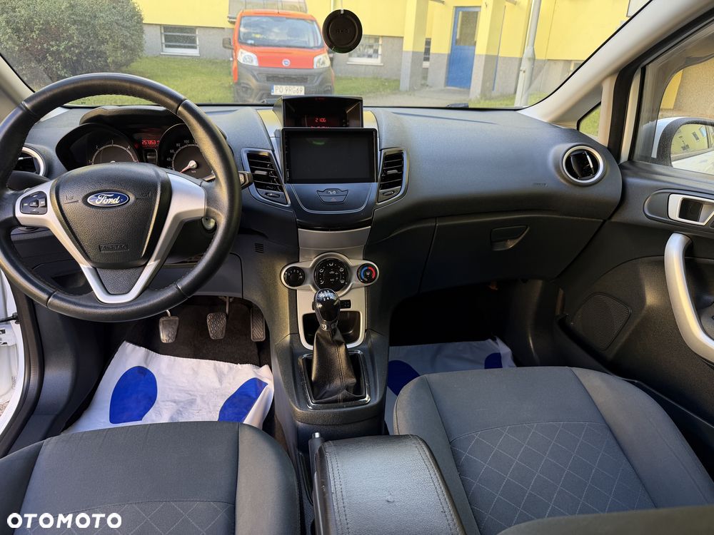 Ford Fiesta - 9
