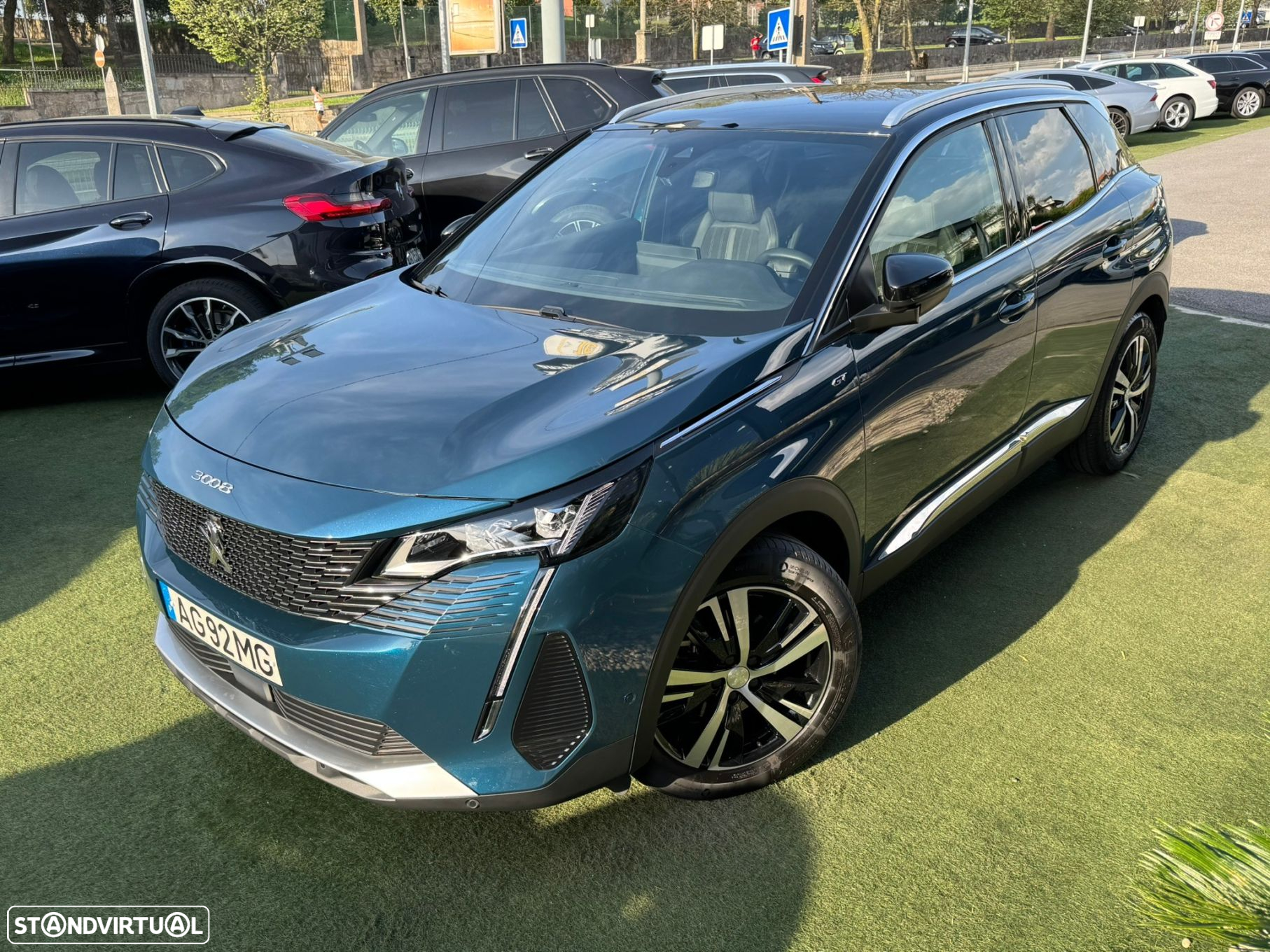 Peugeot 3008 1.5 BlueHDi GT EAT8 - 6
