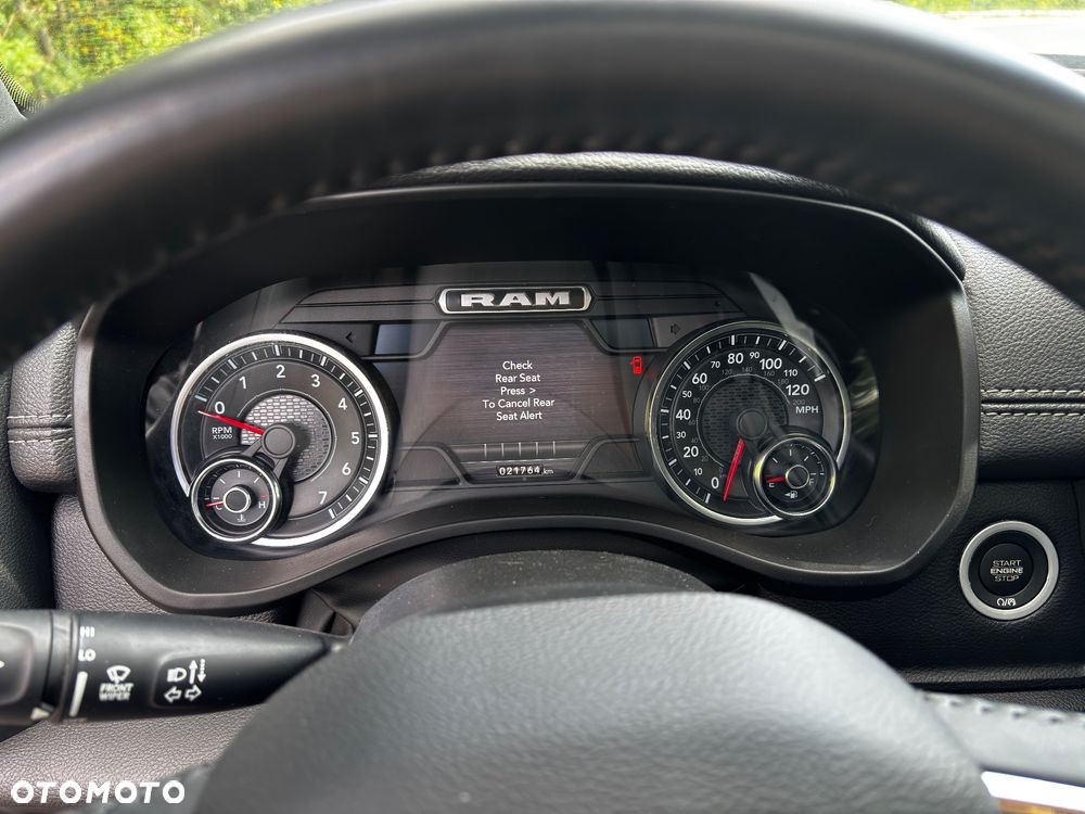 RAM 1500 5.7 eTorque Quad Cab Longbed Laramie Black - 38