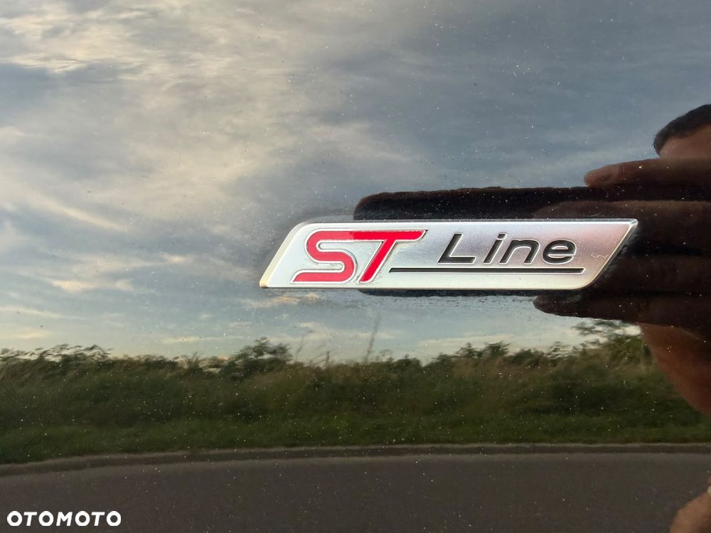 Ford Fiesta 1.0 EcoBoost S&S ST-LINE - 33
