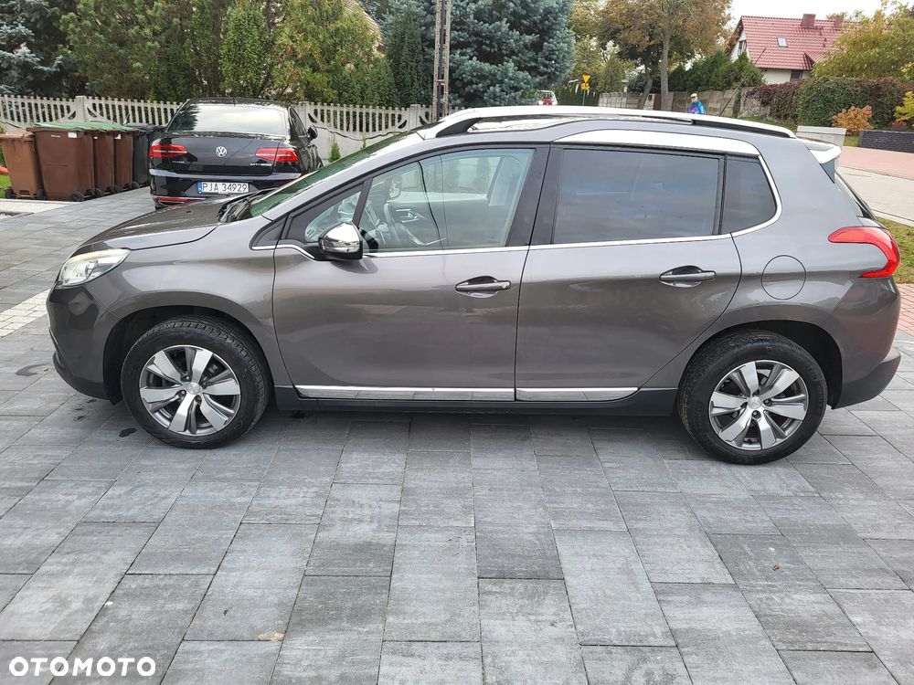 Peugeot 2008 - 11