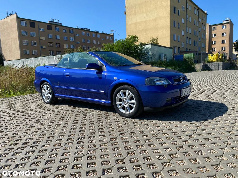 Opel Astra 1.6 Sportive - 13
