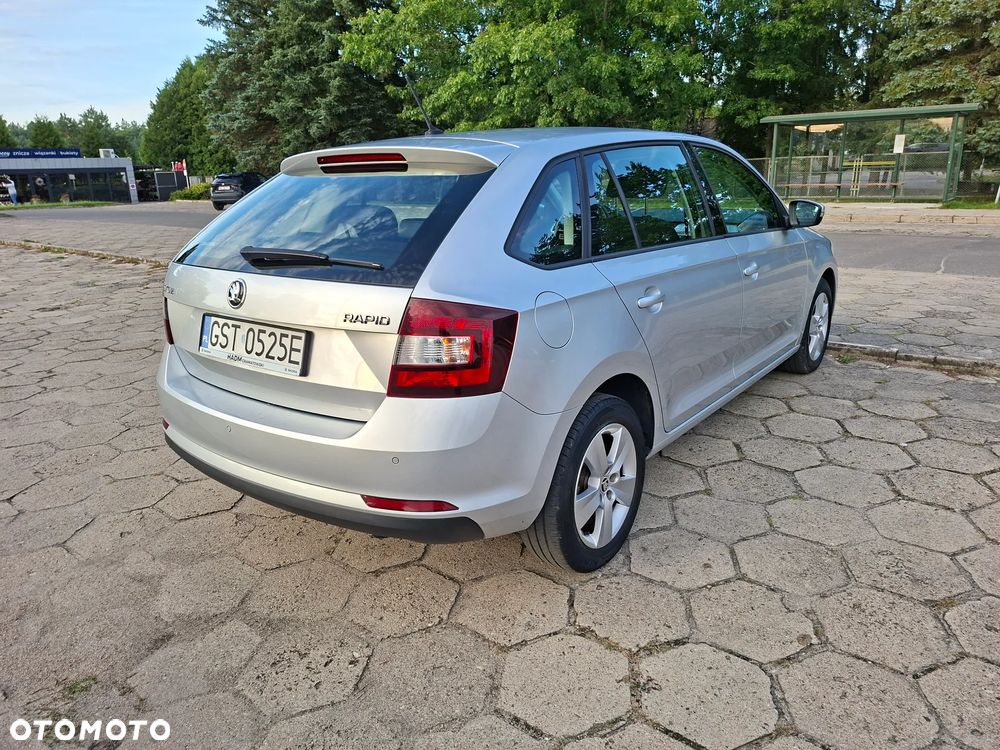 Skoda RAPID - 5