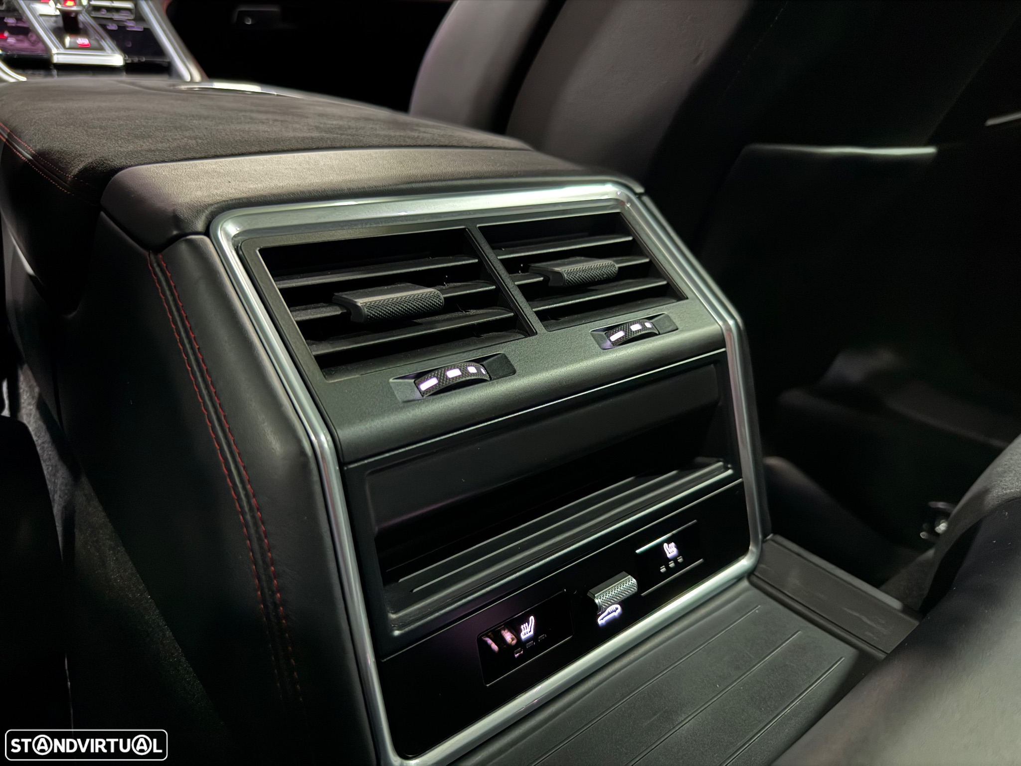 Porsche Panamera Sport Turismo GTS - 18