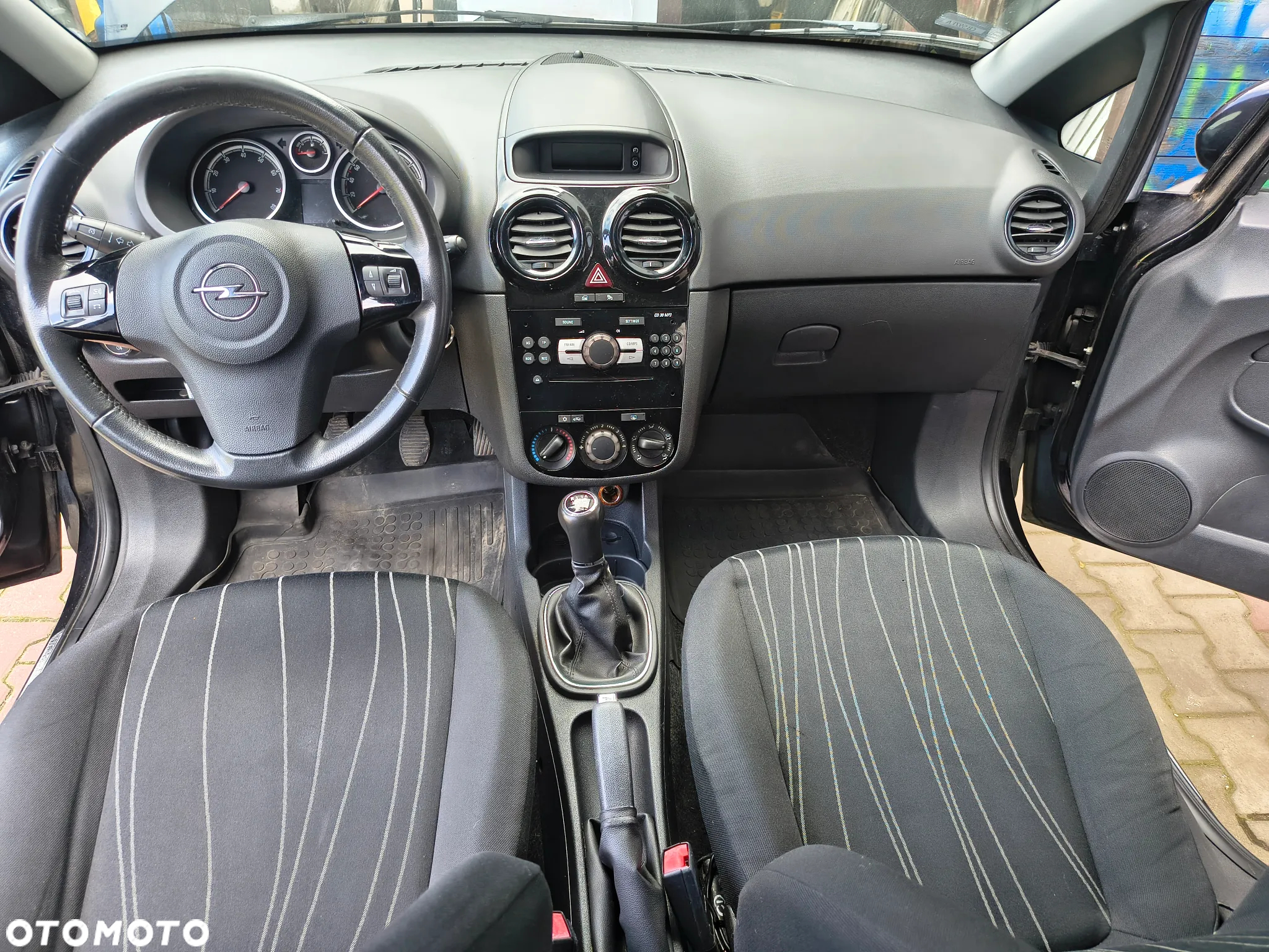 Opel Corsa 1.2 16V 111 - 21